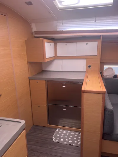 Dufour 47 Yacht Photos Pics 