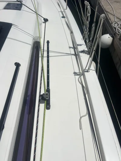 Dufour 47 Yacht Photos Pics 