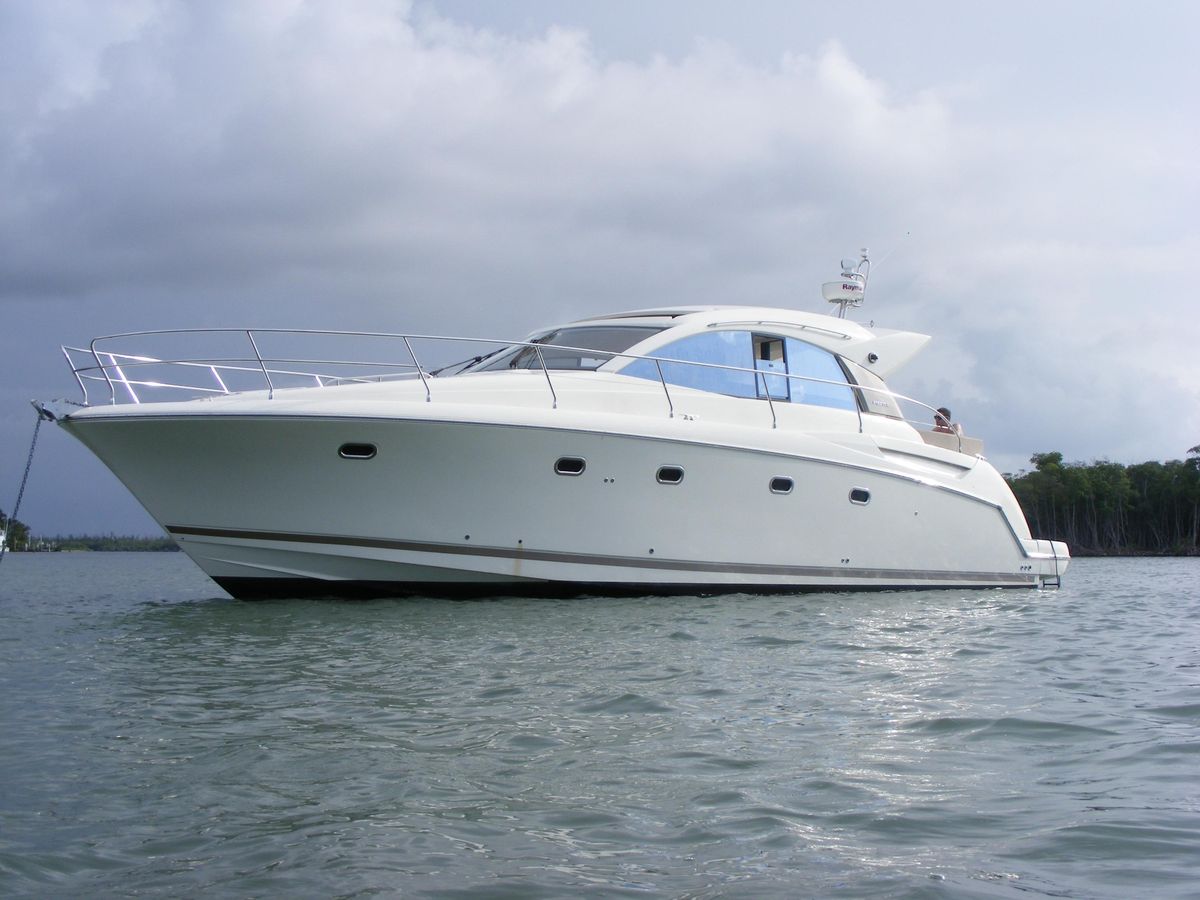 2012 Prestige 44 