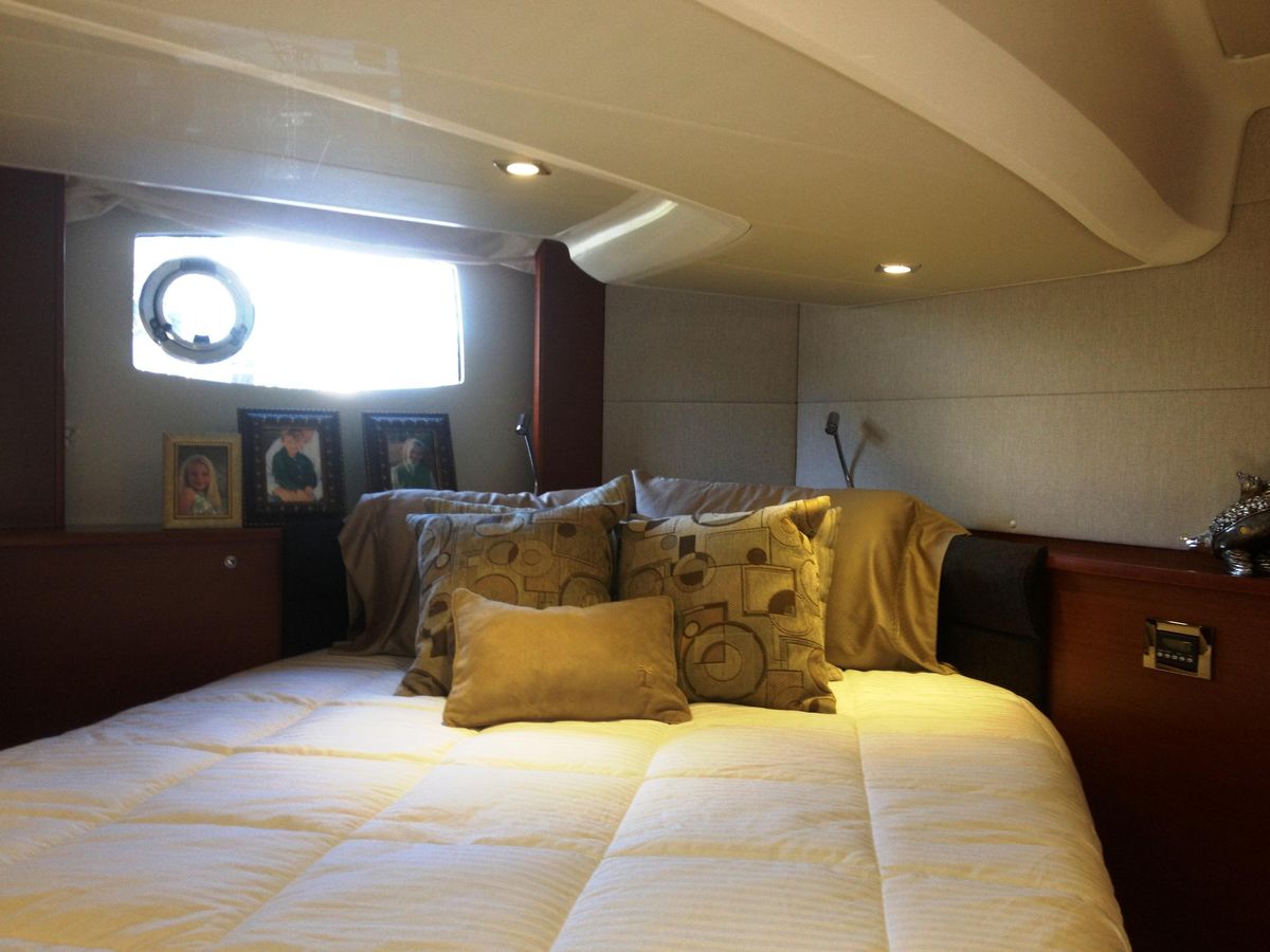 2012 Prestige 44 