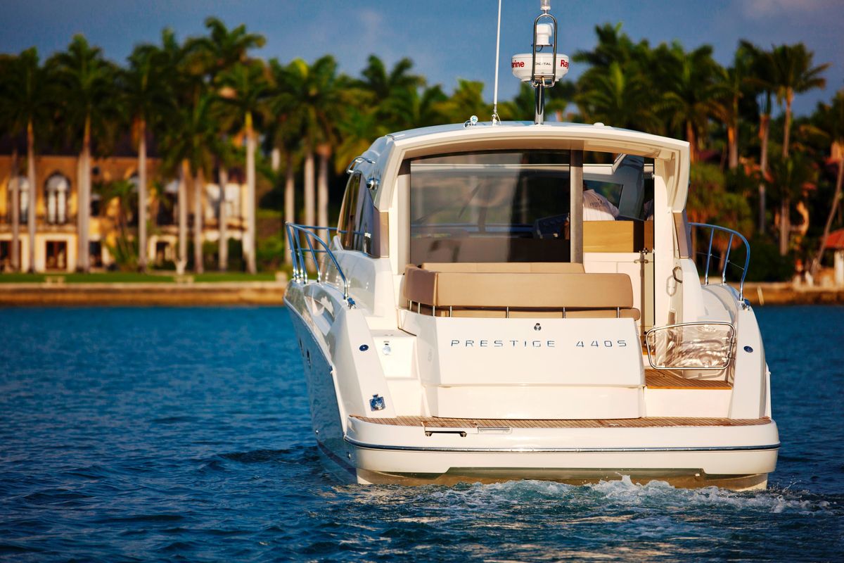 2012 Prestige 44 