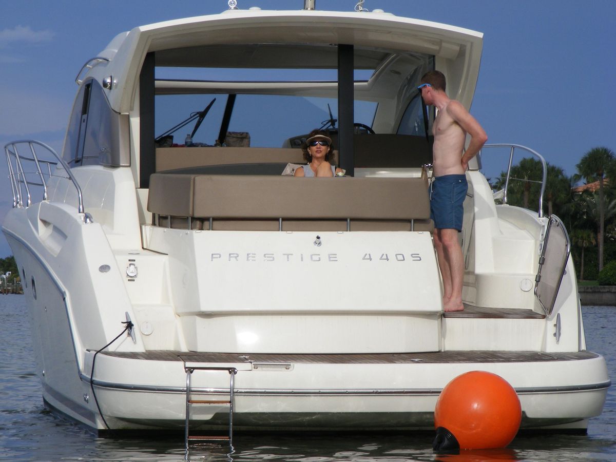 2012 Prestige 44 