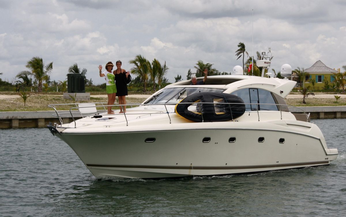 2012 Prestige 44 