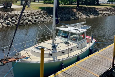 Cape Dory MS300