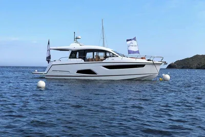 Sealine C430