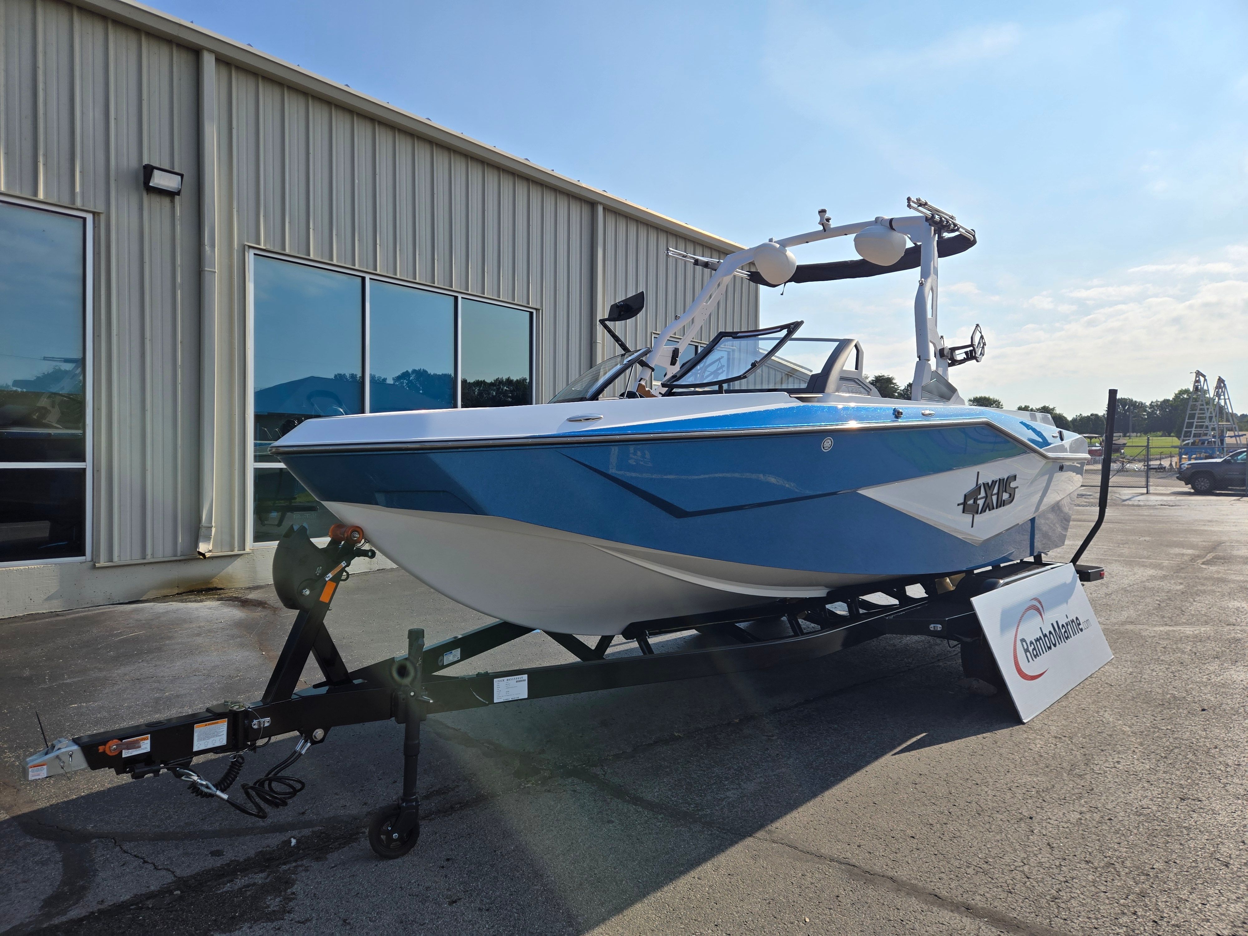 2026 AXIS T235 - Image 2