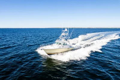 Pursuit 3800 Express
