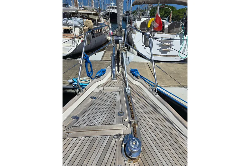 Georgia B Yacht Photos Pics Deck view of 2000 Hallberg-Rassy 42F Mk II yacht in marina.