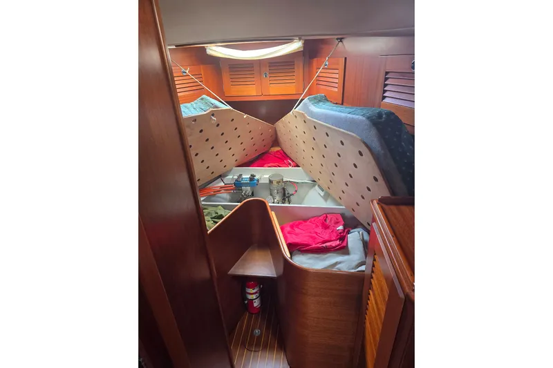 Georgia B Yacht Photos Pics 