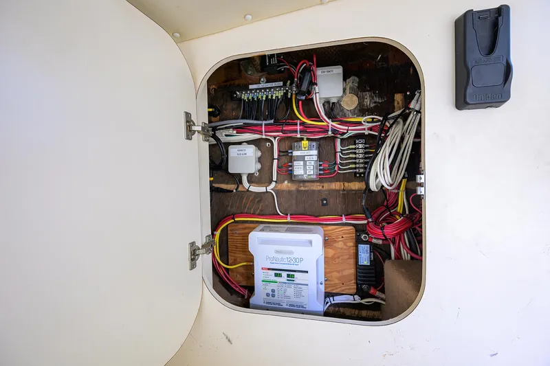 Mr. Toad Yacht Photos Pics Bertram 31 Mr. Toad -