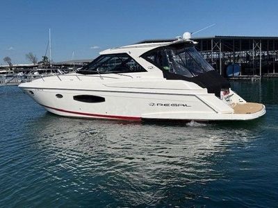 Yacht
