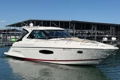 Regal 42 Sport Coupe