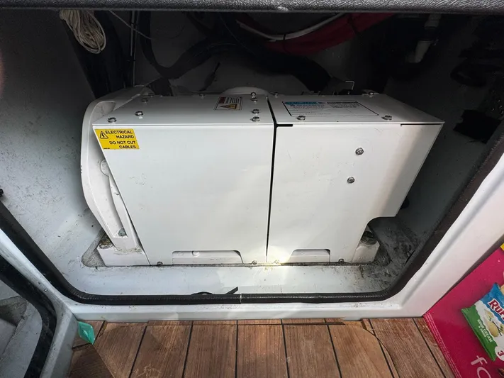 Buckalot Yacht Photos Pics 