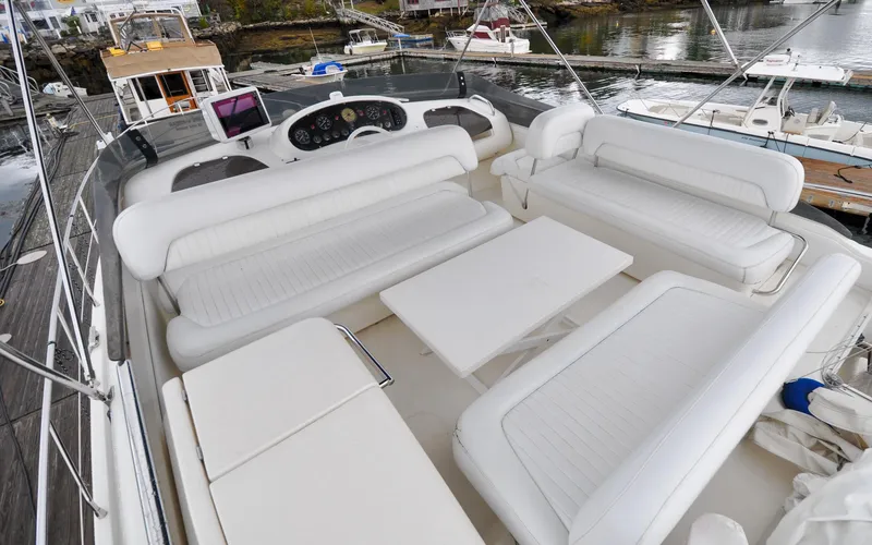 Calmati Yacht Photos Pics Azimut 54 - Calmati - Flybridge