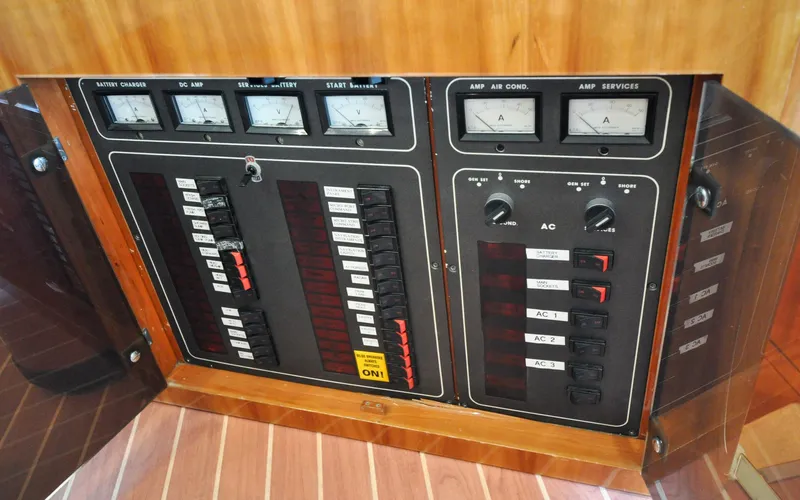 Calmati Yacht Photos Pics Azimut 54 - Calmati - Helm Station - Electrical Panel