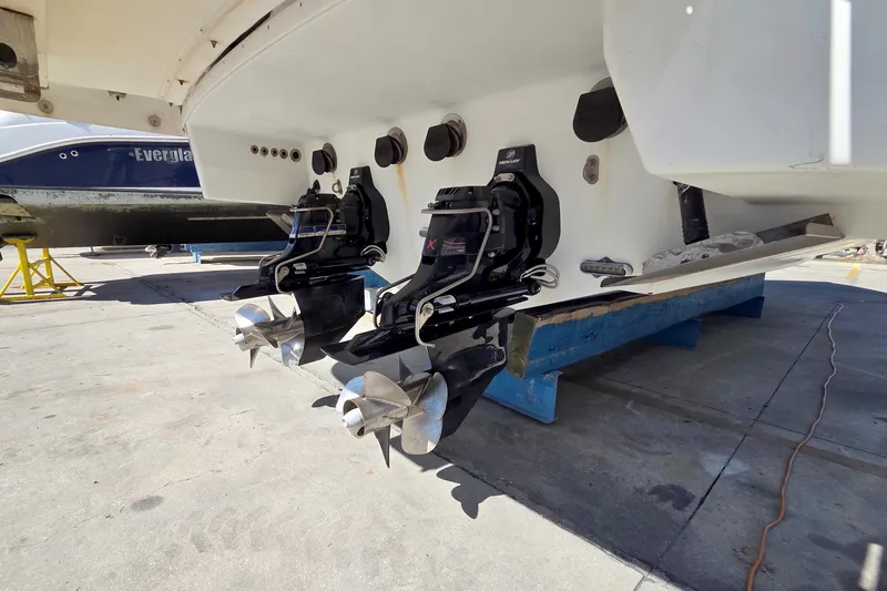 Ship Faced Yacht Photos Pics 2015 Formula 350 Crossover Bowrider with dual outboard motors on display.