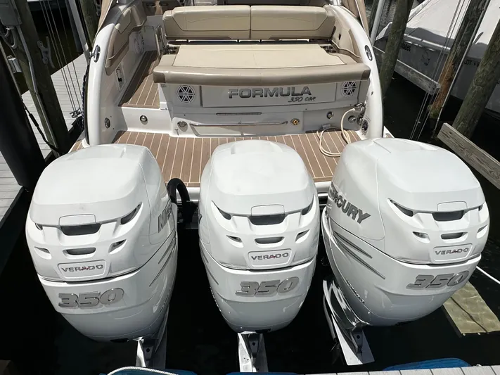  Yacht Photos Pics 2019 Formula 350 Crossover Bowrider with triple Mercury Verado 350 engines, docked.