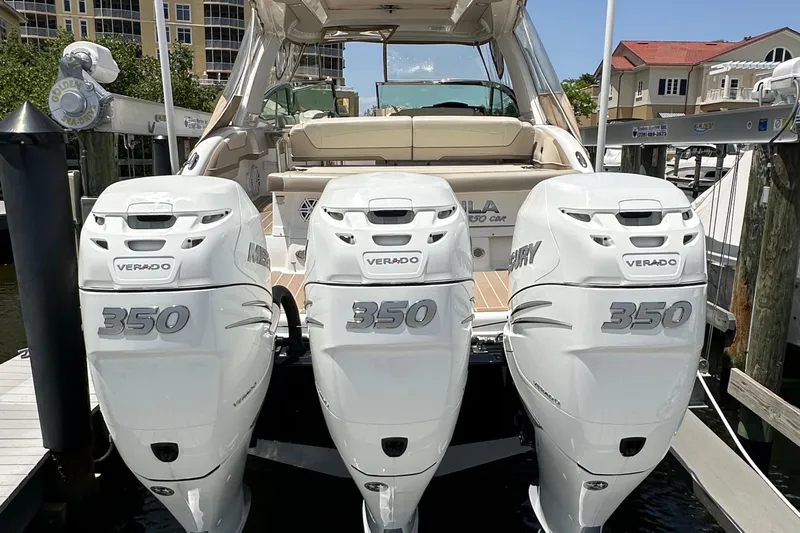  Yacht Photos Pics 2019 Formula 350 Crossover Bowrider with triple Mercury Verado 350 engines docked.