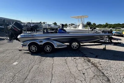 Ranger Z521 Comanche