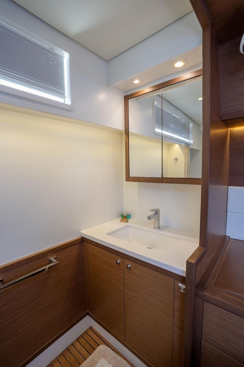 2019 Lagoon 52 