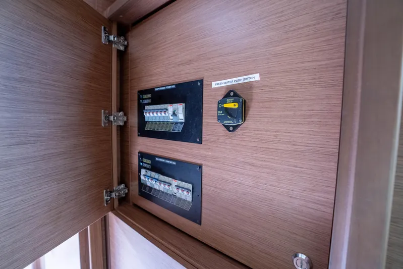 Blue Octane Yacht Photos Pics 