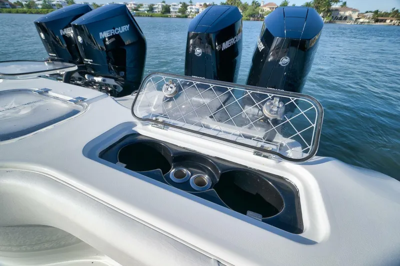  Yacht Photos Pics Freeman 43 boat with Mercury engines, featuring a built-in cup holder, 2023 model.