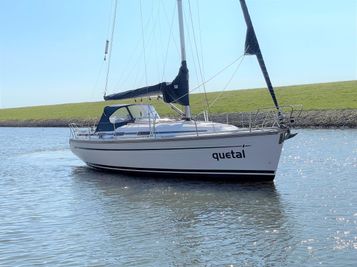 2004 Bavaria Cruiser 36