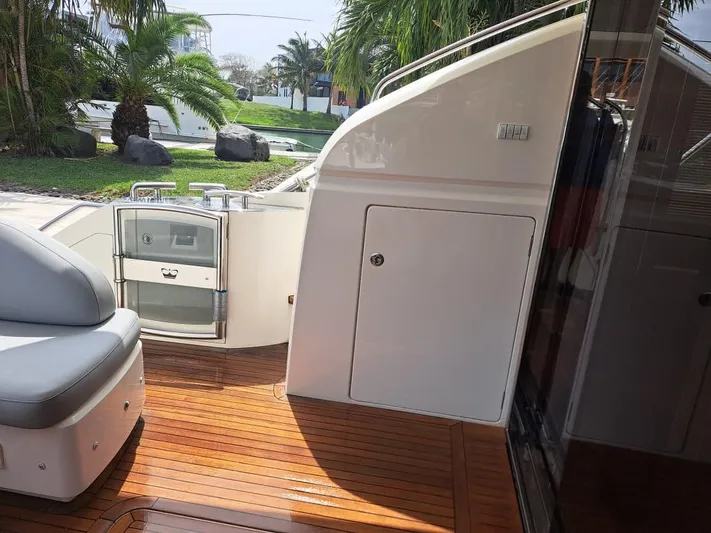 My Queen Yacht Photos Pics 