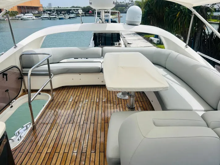 My Queen Yacht Photos Pics 