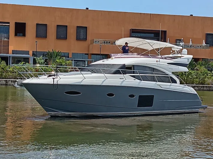 My Queen Yacht Photos Pics 