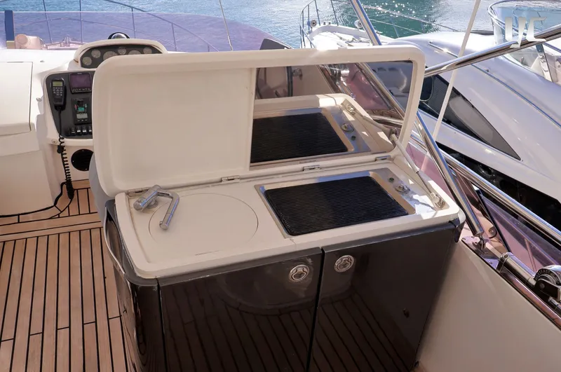 My Queen Yacht Photos Pics 