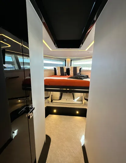 Lucy Penguin Yacht Photos Pics Luxurious interior of 2019 Van der Valk BeachClub 600 yacht with modern design.