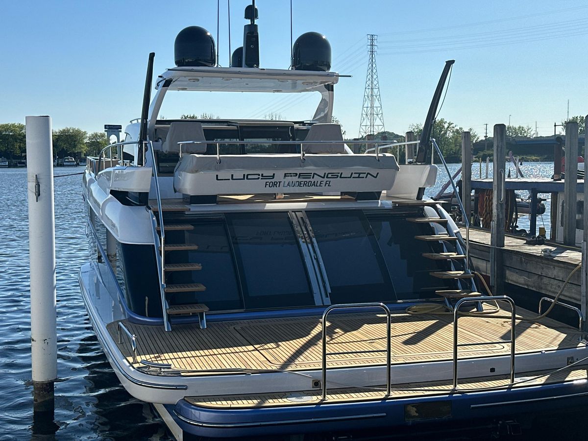 2019 Van der Valk 62 