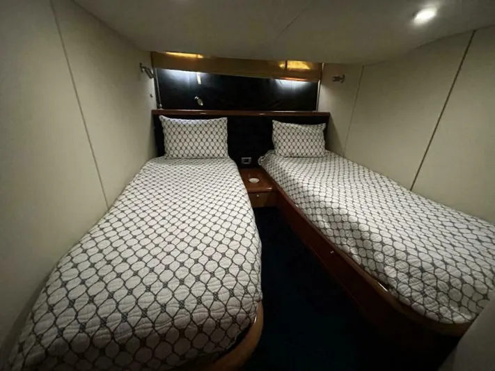  Yacht Photos Pics Twin bed cabin in 2003 Sunseeker 50 Camargue yacht with modern decor.