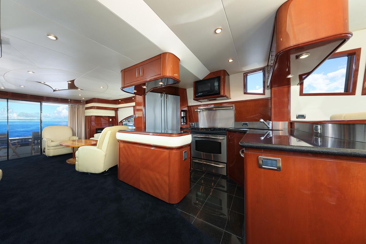 2007 Marquis 69 