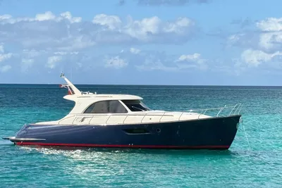 Mochi Craft DOLPHIN 44'