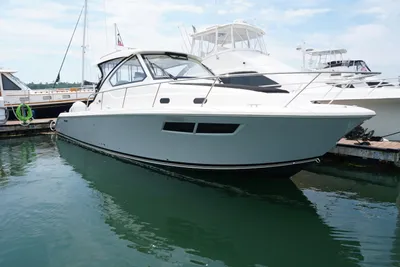Pursuit OS 355 Offshore