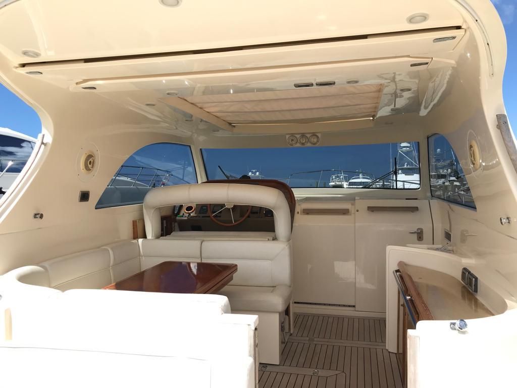 2008 Mochi Craft 44 