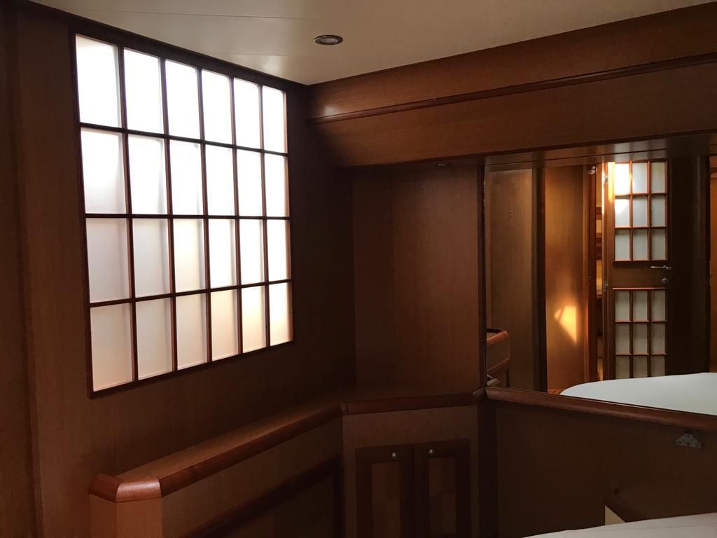 2008 Mochi Craft 44 