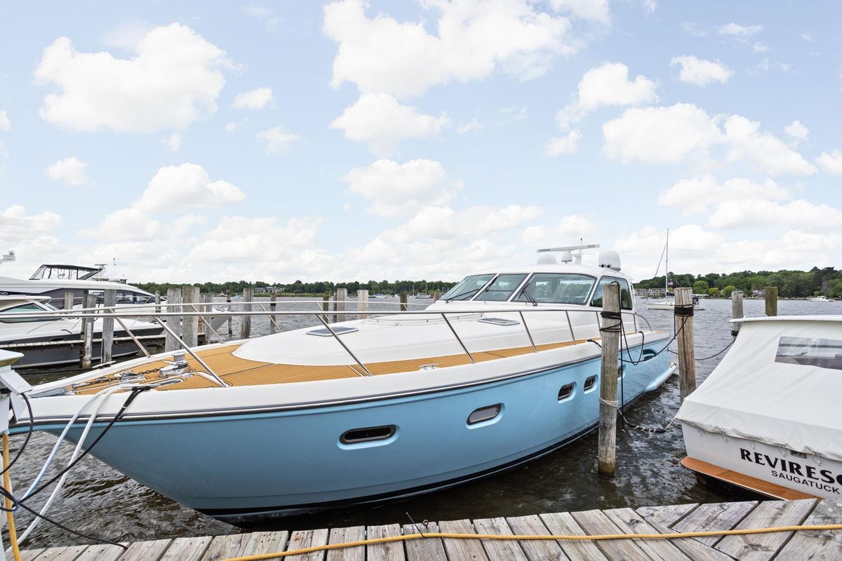 2003 Tiara Yachts 52 