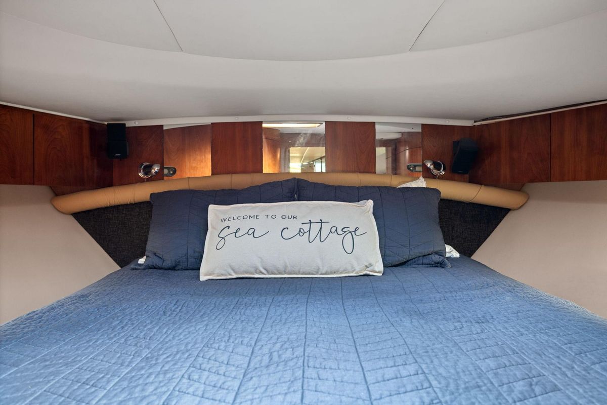 2003 Tiara Yachts 52 