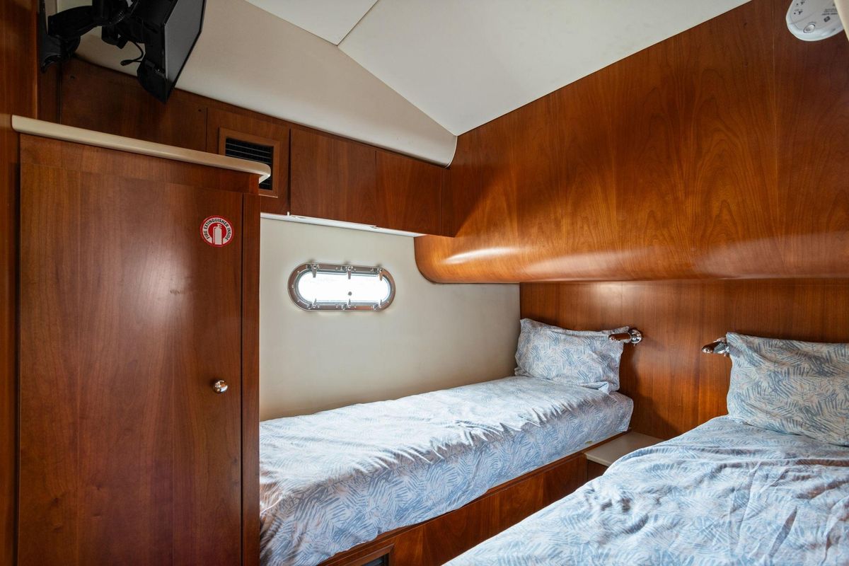 2003 Tiara Yachts 52 