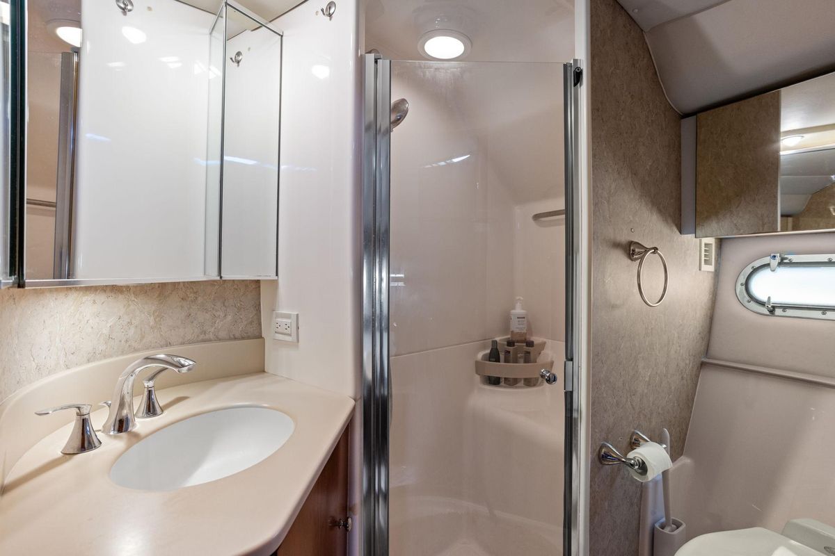 2003 Tiara Yachts 52 