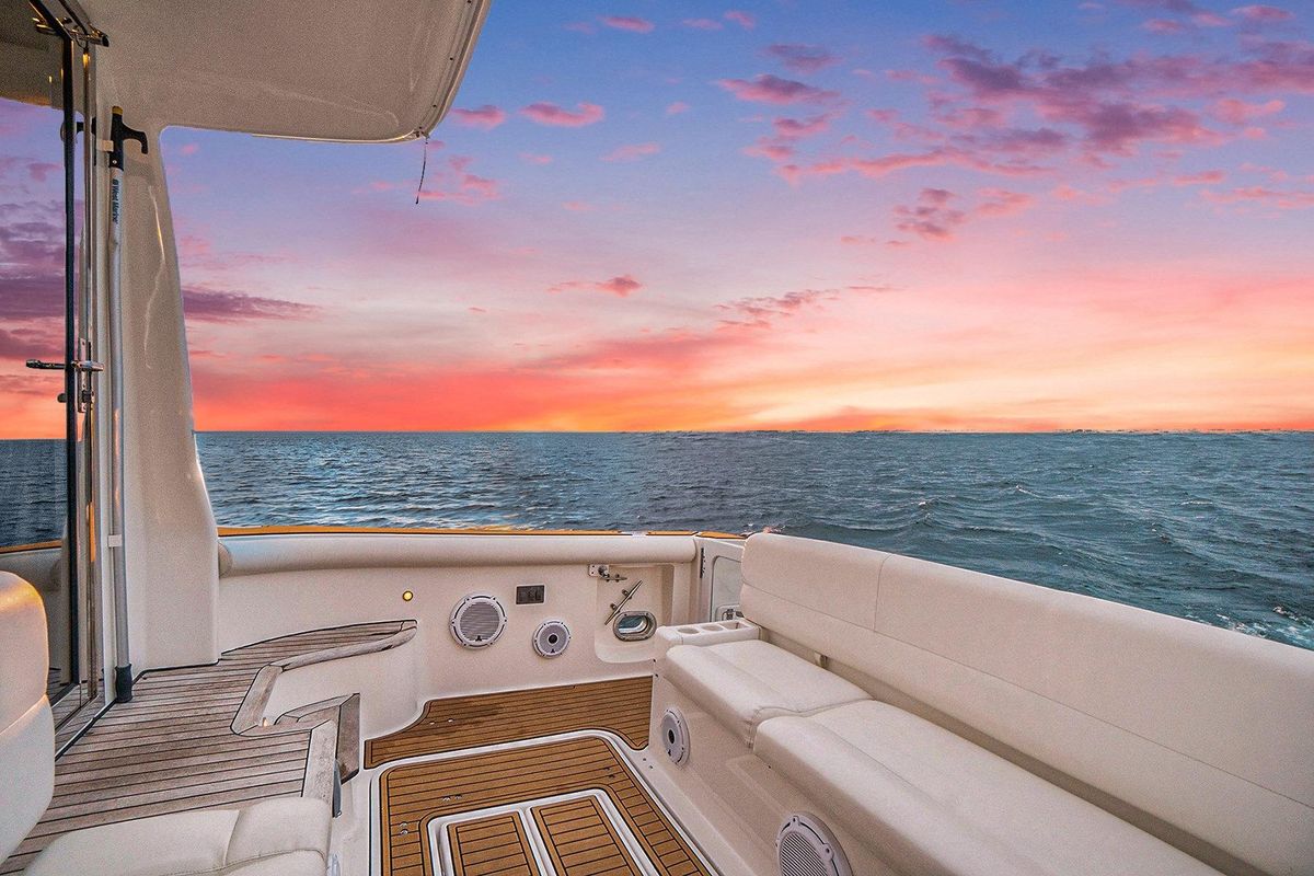 2003 Tiara Yachts 52 