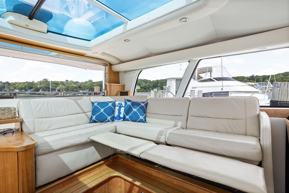 2003 Tiara Yachts 52 