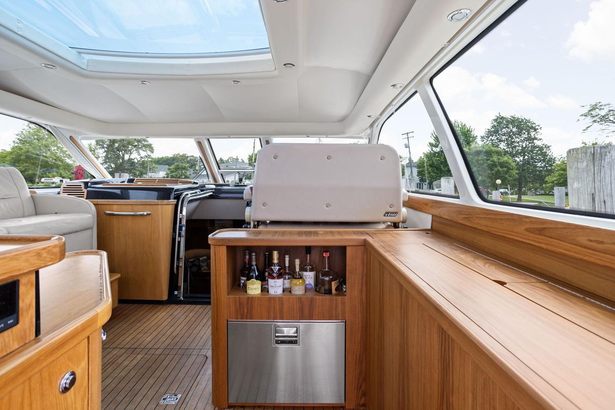2003 Tiara Yachts 52 