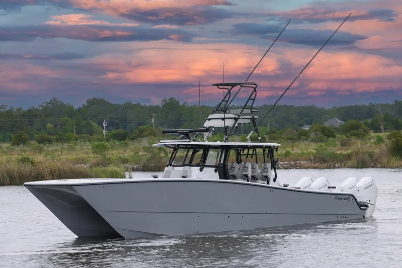 Brand New Yacht Photos Pics 