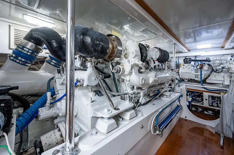 Will Rise Yacht Photos Pics 