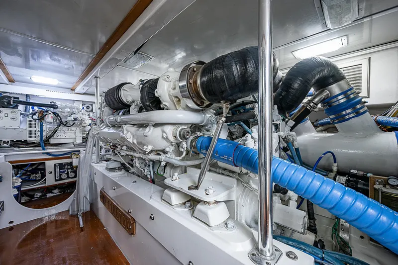 Will Rise Yacht Photos Pics 