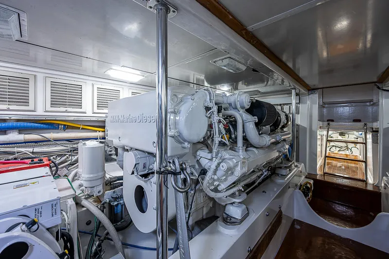 Will Rise Yacht Photos Pics 